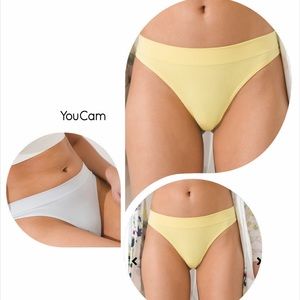 SOMA SEAMLESS Aloe Ribbed Thong Panties - 3 Pairs